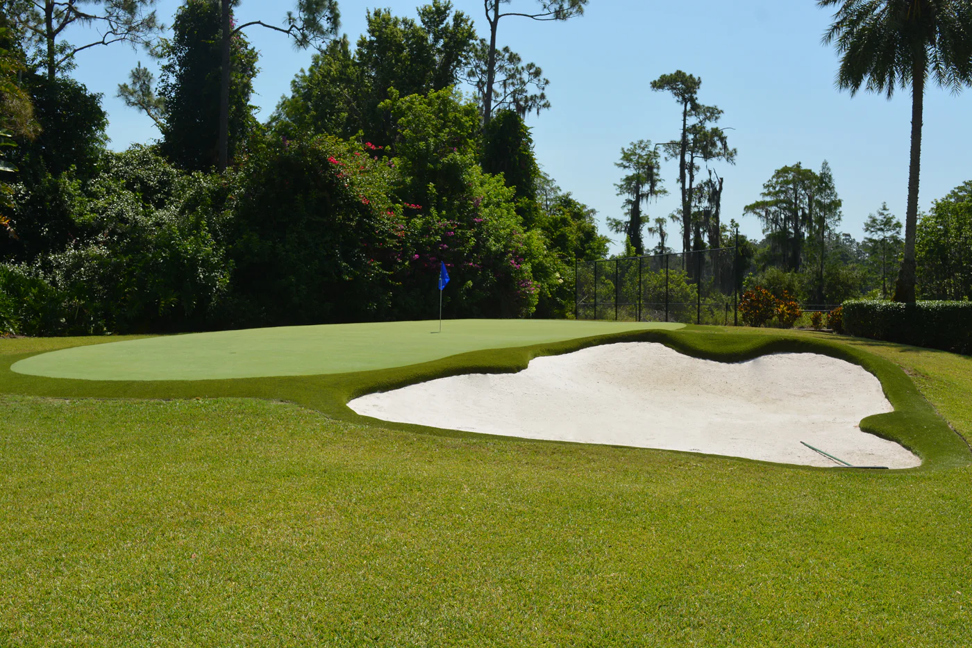 Annika S&ouml;renstam's Backyard Putting Green and Sand Hazard 